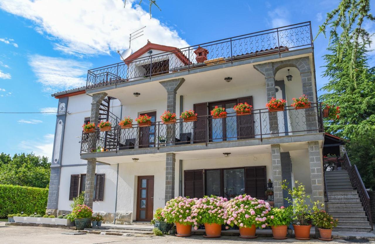 Apartman Villa Romana Grožnjan Exterior foto